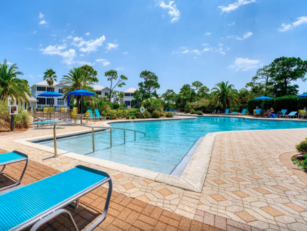 Elegant Beachfront Escape with Private Pool & Gulf Views in St. George Island Hot Tub Beach